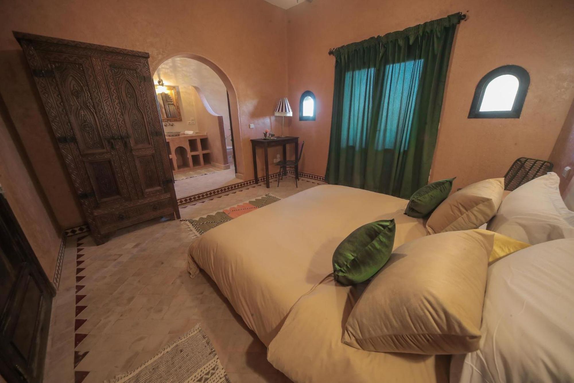 Palm View Palace Варзазат Екстериор снимка